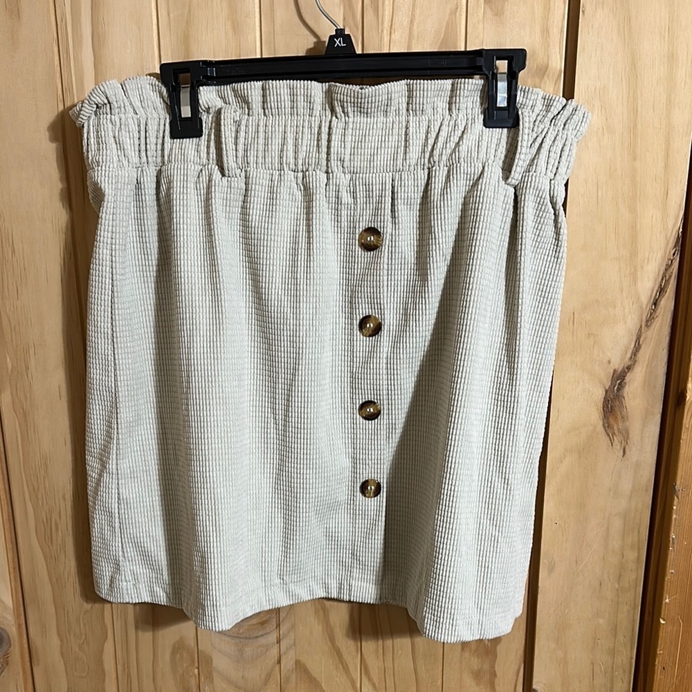 SHEIN CURVE Elegant Cream Fake Button-Down Skirt